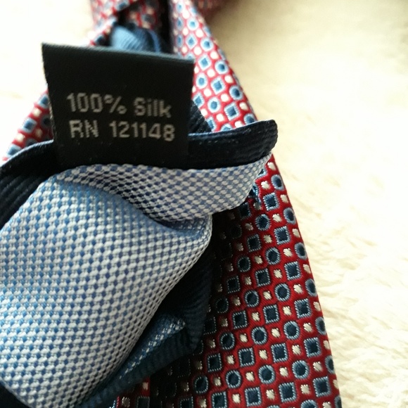 Tommy Hilfiger Silk Ties (set of 3) - Picture 6 of 8